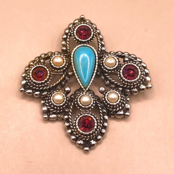 Sarah Coventry Jewelry - Vintage Sarah Coventry Silver-Tone Imperial 1970's Brooch Pendant